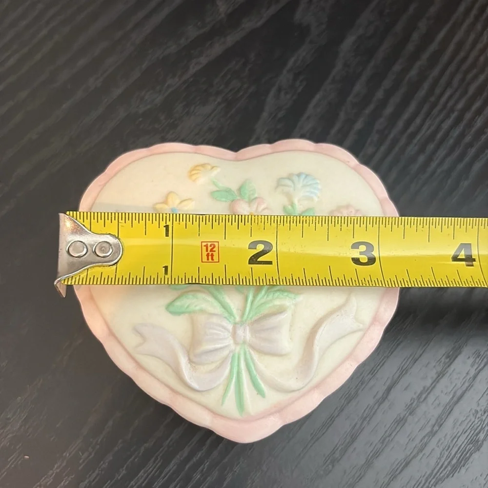 Heart-Shaped Floral Ceramic Trinket Box